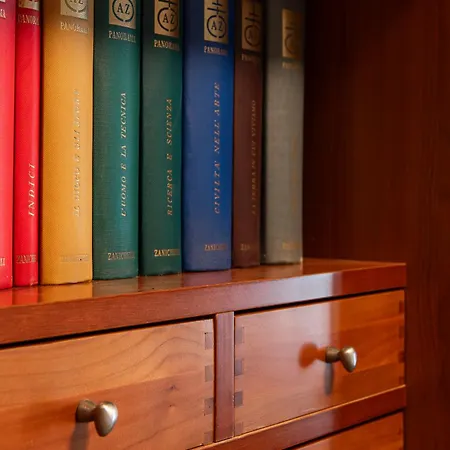 Апартаменты Nicole's - Trilocale In Centro