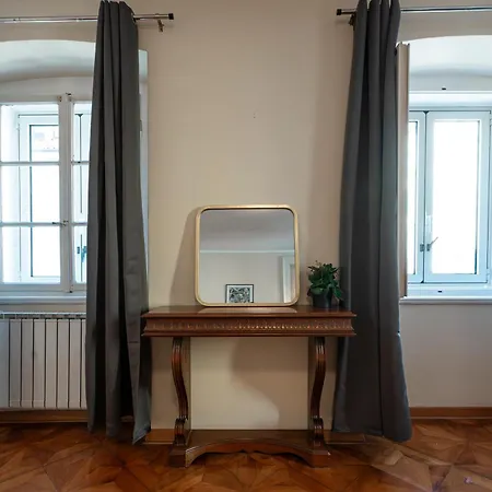 Apartamento Nicole's - Trilocale In Centro *